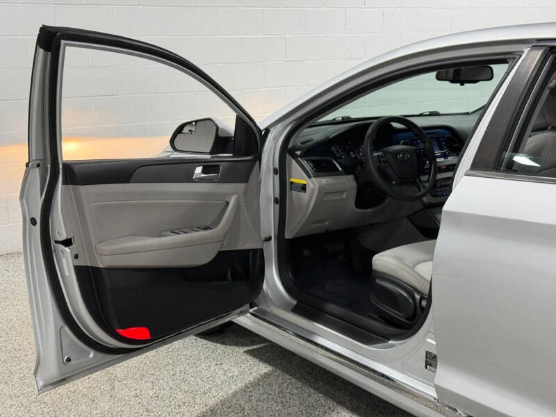 2016 Hyundai Sonata Hybrid SE