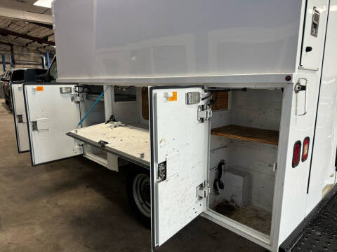 2011 Ford E-Series E-350 SD