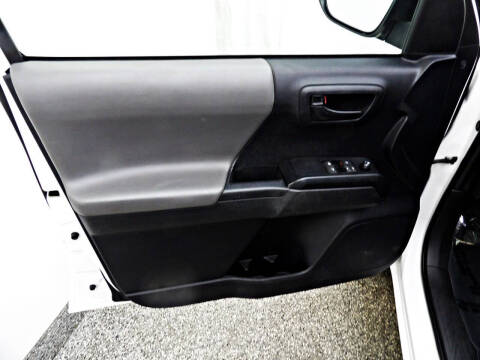 2020 Toyota Tacoma SR V6