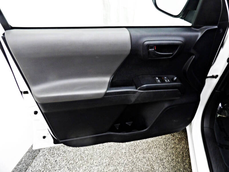 2020 Toyota Tacoma SR V6