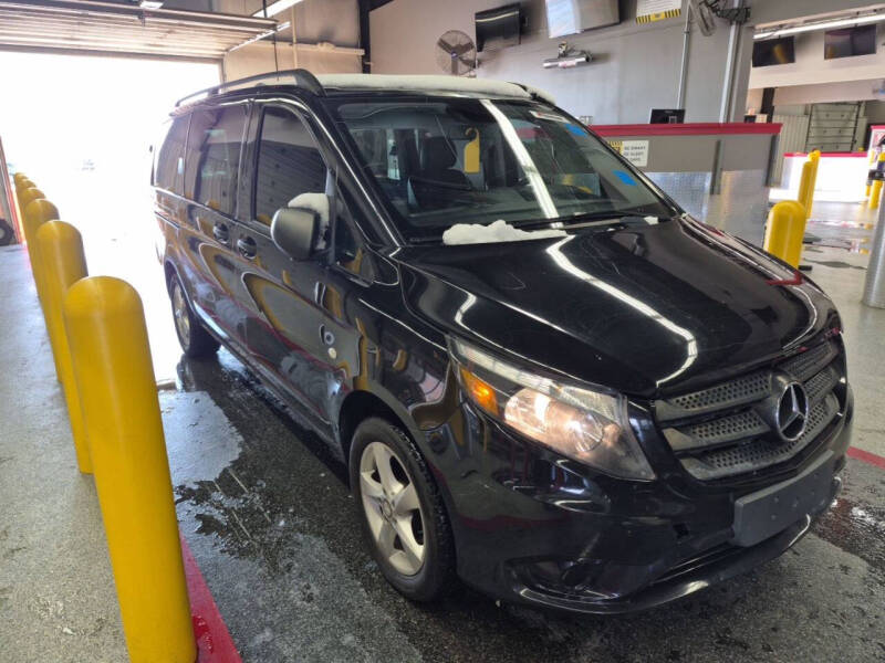 2018 Mercedes-Benz Metris Passenger Van Base's photo