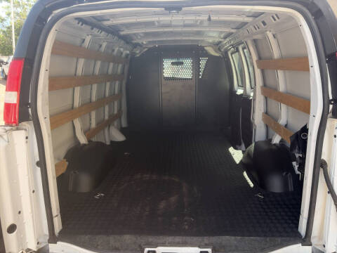 2024 GMC Savana 2500