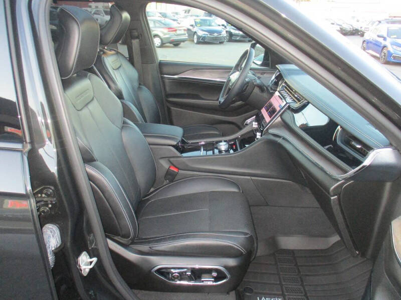 2023 Jeep Grand Cherokee L Overland