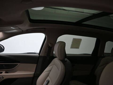 2025 Lincoln Nautilus Hybrid Premiere