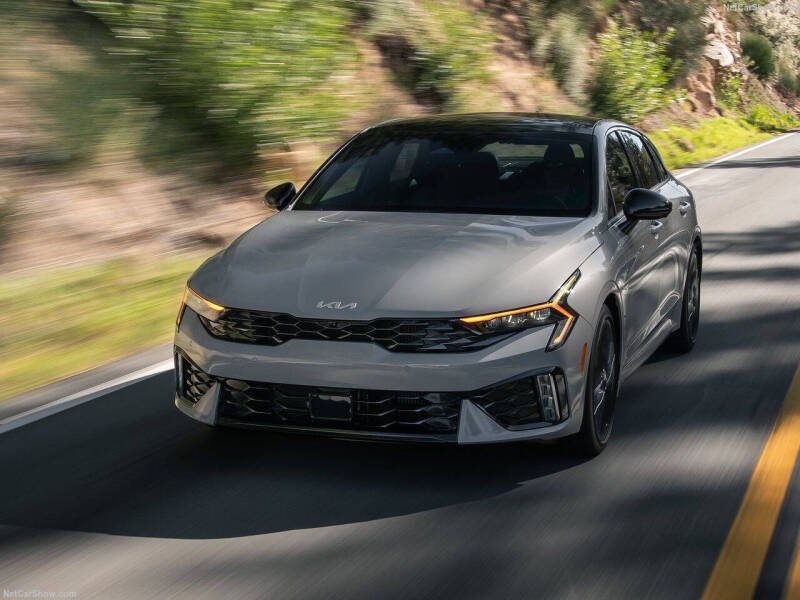 2025 Kia K5 GT