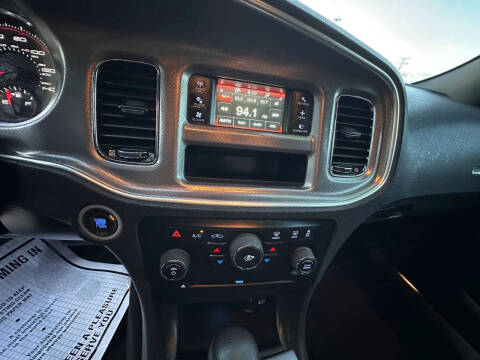 2013 Dodge Charger SE