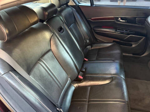 2015 Kia K900 Luxury