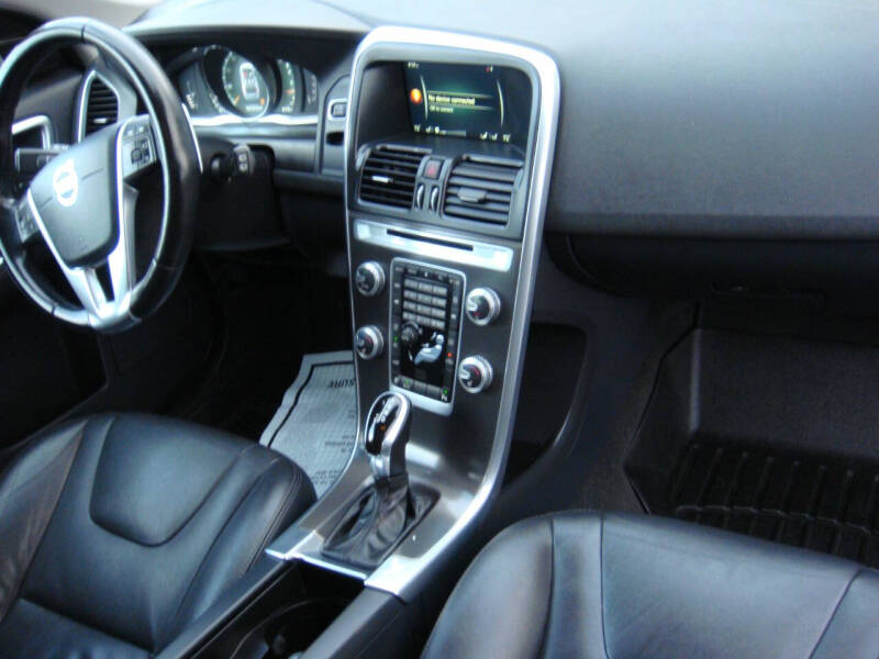2015 Volvo XC60 T6