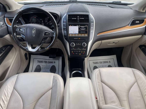 2017 Lincoln MKC Select