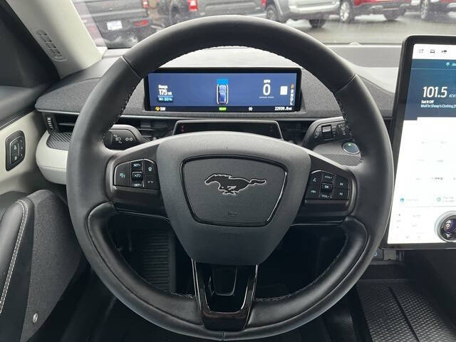 2022 Ford Mustang Mach-E Premium