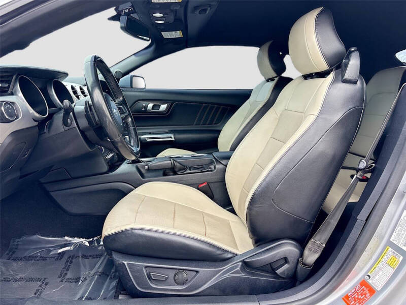 2020 Ford Mustang EcoBoost Premium