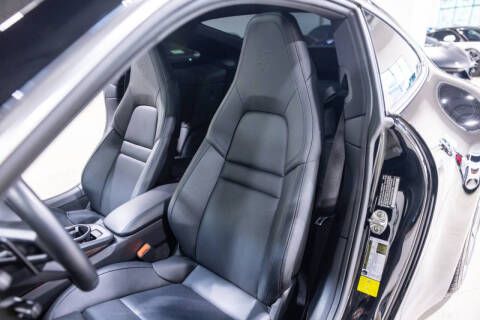 2025 Porsche 911 Carrera