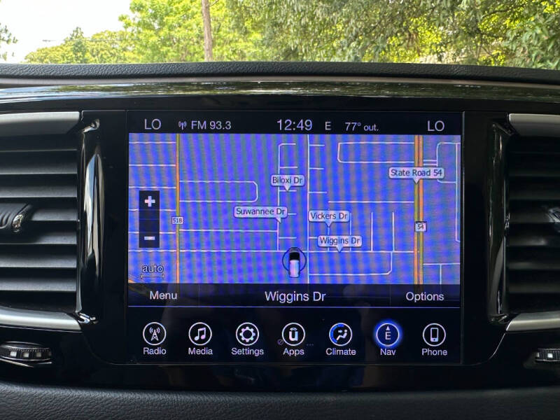 2017 Chrysler Pacifica Touring-L