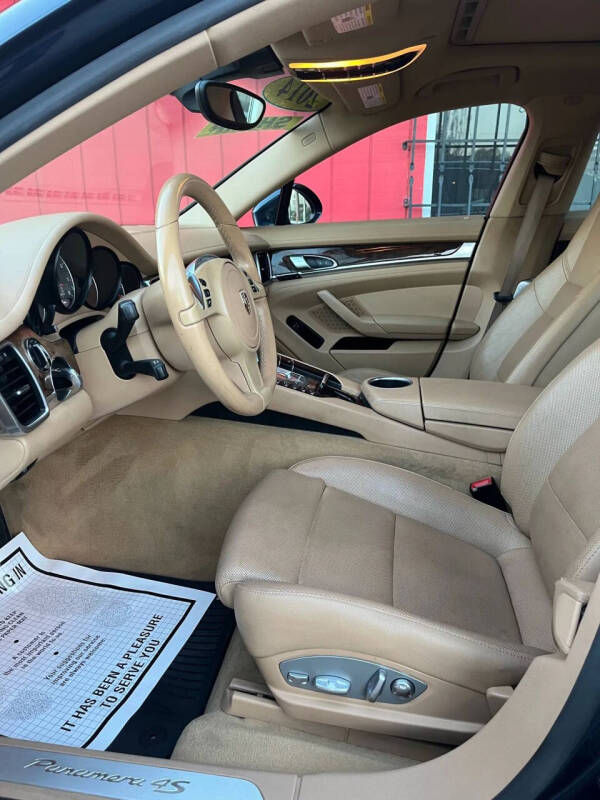 2014 Porsche Panamera