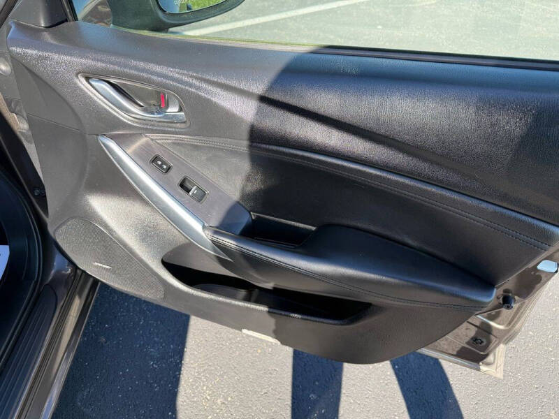 2016 Mazda MAZDA6 i Touring