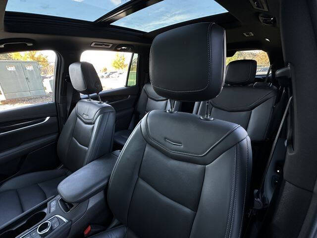 2025 Cadillac XT6 Premium Luxury