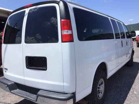 2017 Chevrolet Express LS 3500