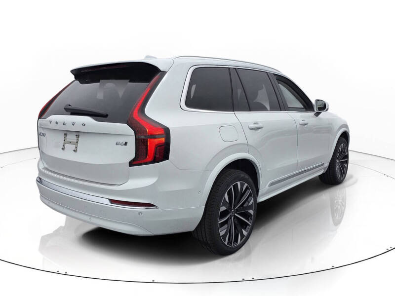 2026 Volvo XC90 B6 Plus 7P