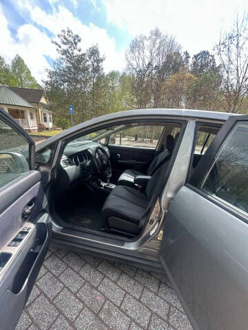 2009 Nissan Versa 1.8 S