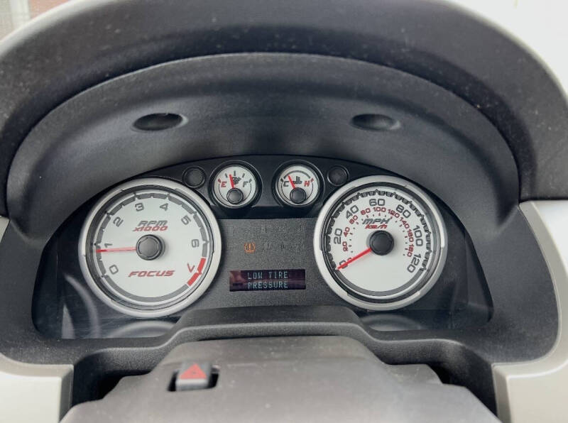 2011 Ford Focus Sport SES