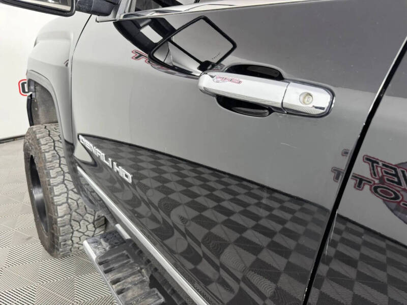 2019 GMC Sierra 2500HD Denali