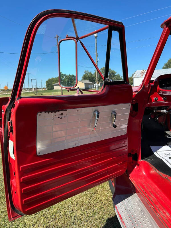 1965 Dodge D100 Pickup