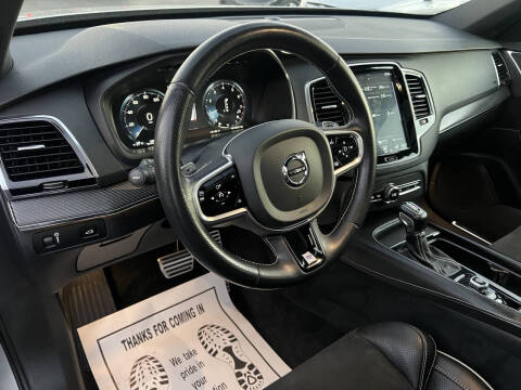 2018 Volvo XC90 T6 R-Design