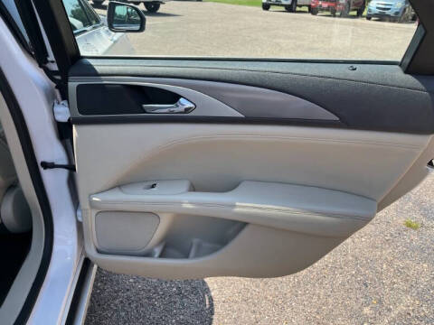 2017 Lincoln MKZ Premiere