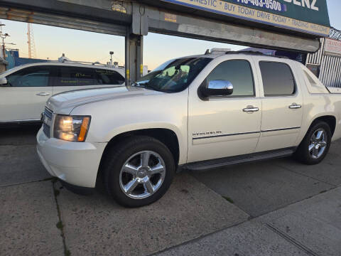 2012 Chevrolet Avalanche LTZ
