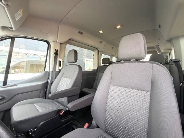 2024 Ford Transit 350 XLT