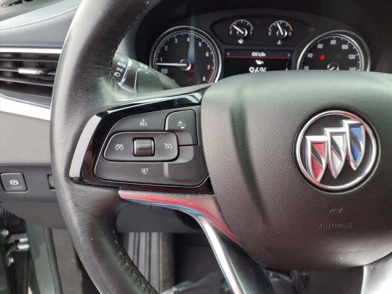 2022 Buick Enclave Essence