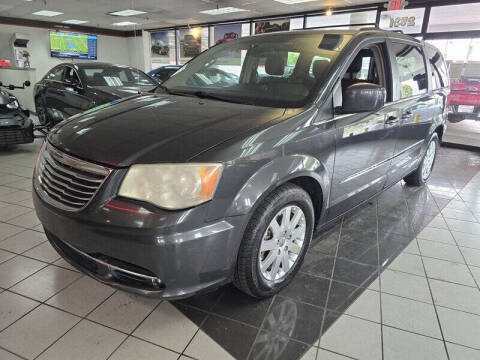 2012 Chrysler Town and Country Touring