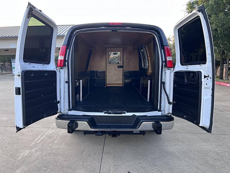 2019 GMC Savana 2500
