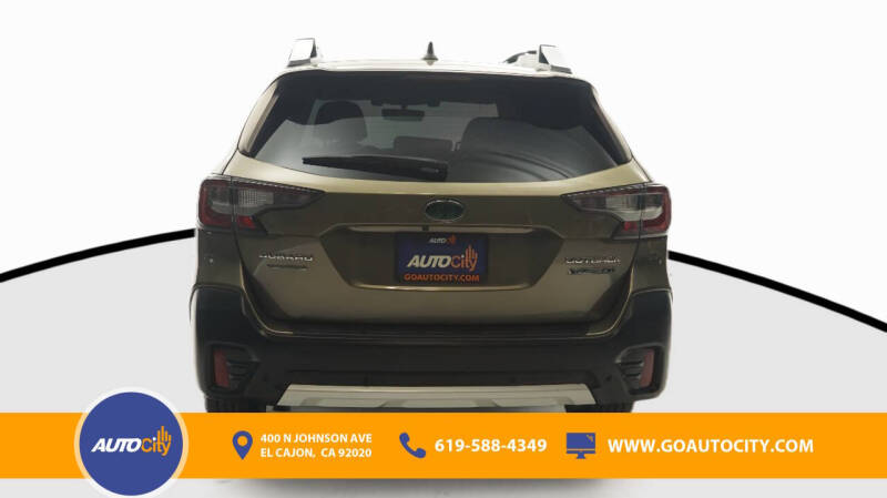 2022 Subaru Outback Touring XT