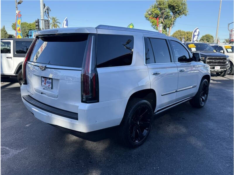 2019 Cadillac Escalade Platinum