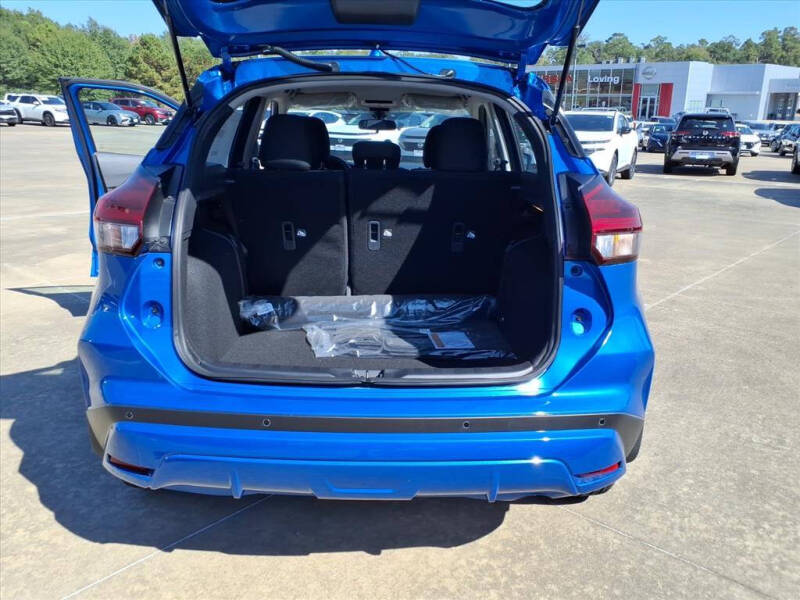 2025 Nissan Kicks Play S