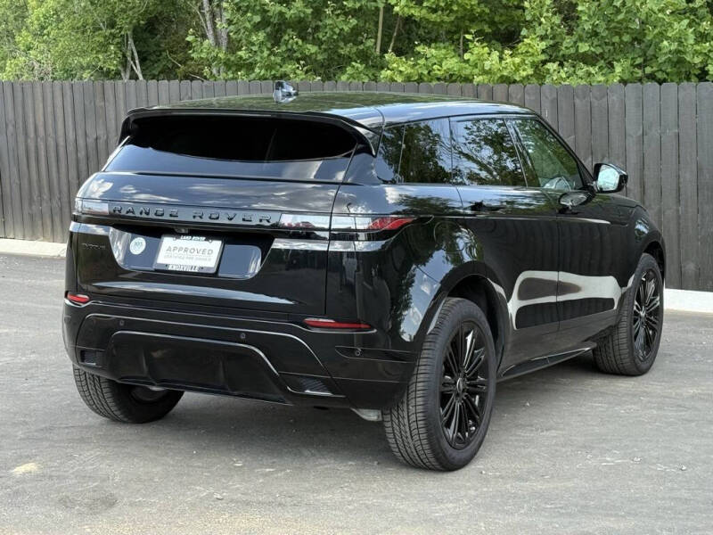 2025 Land Rover Range Rover Evoque P250 Dynamic SE
