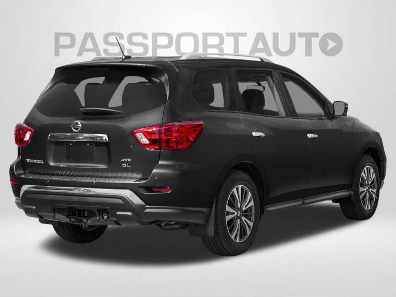 2019 Nissan Pathfinder SL