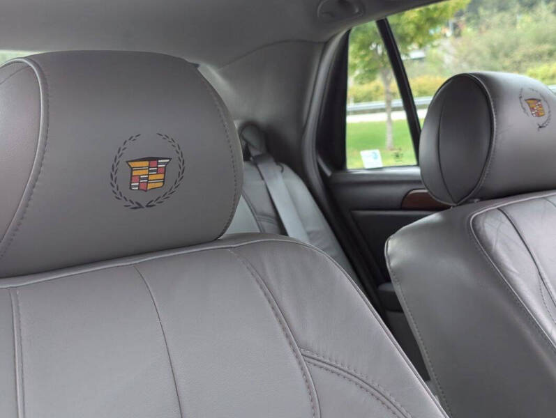 2005 Cadillac DeVille