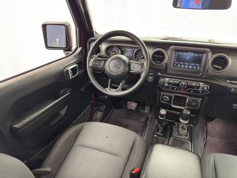 2022 Jeep Gladiator Sport