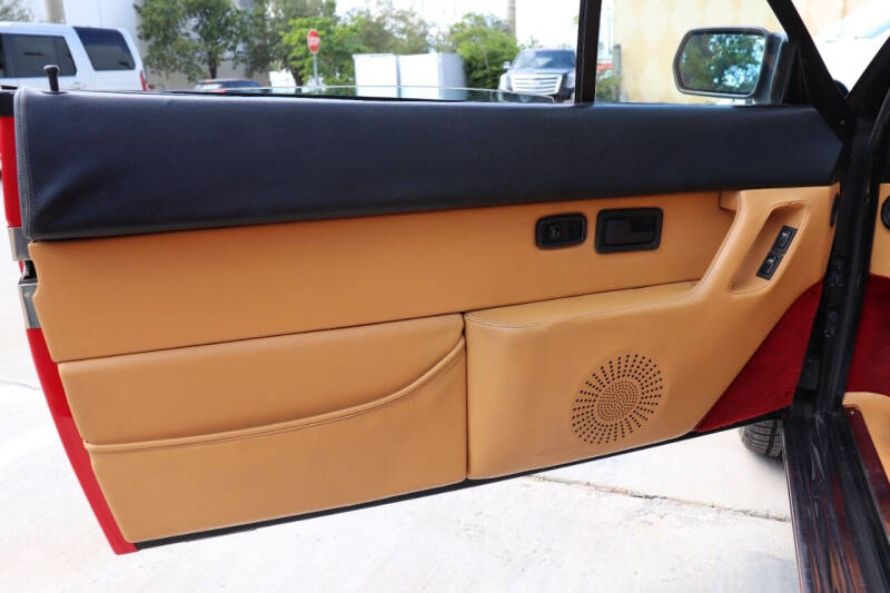 1989 Ferrari Mondial Cabriolet