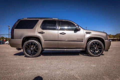 2012 Cadillac Escalade Luxury