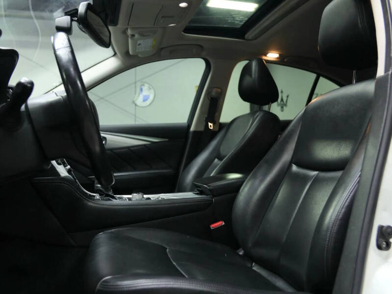 2021 Infiniti Q50 Luxe