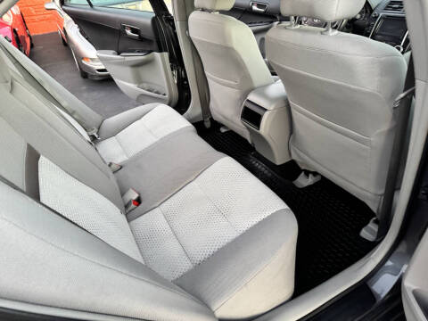 2014 Toyota Camry LE