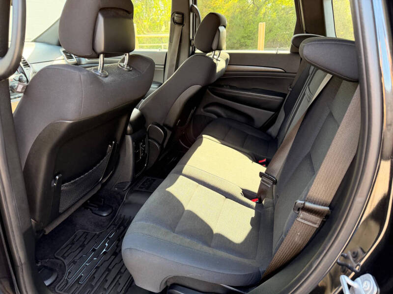 2016 Jeep Grand Cherokee Laredo