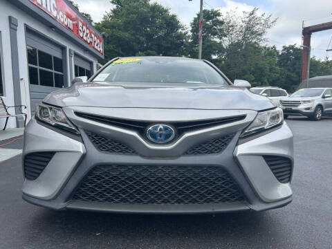 2019 Toyota Camry Hybrid