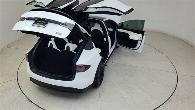 2024 Tesla Model X Plaid