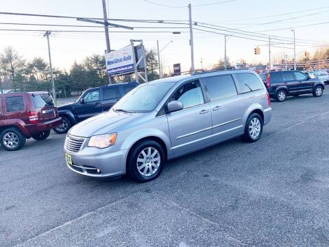 2013 Chrysler Town and Country for sale at New Wave Auto of Vineland in Vineland NJ