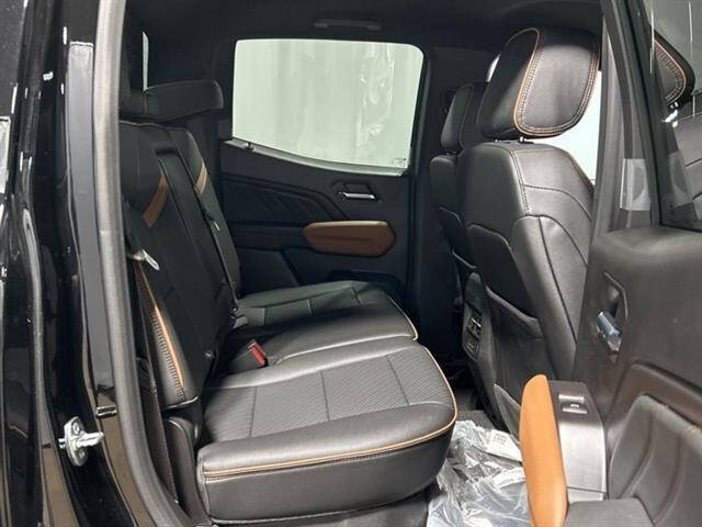 2025 GMC Canyon AT4