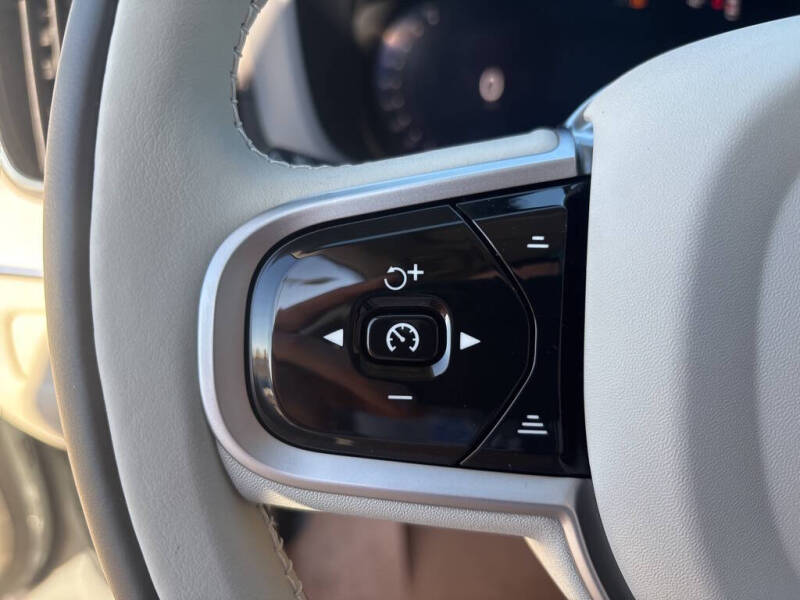 2026 Volvo XC60 T8 Ultra